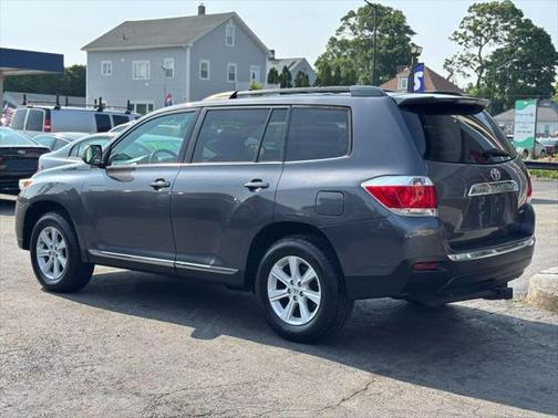 2013 Toyota Highlander SE