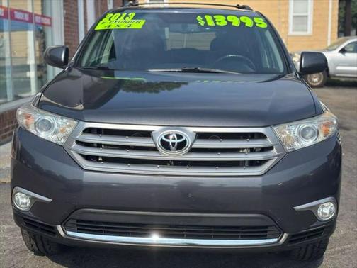 2013 Toyota Highlander SE