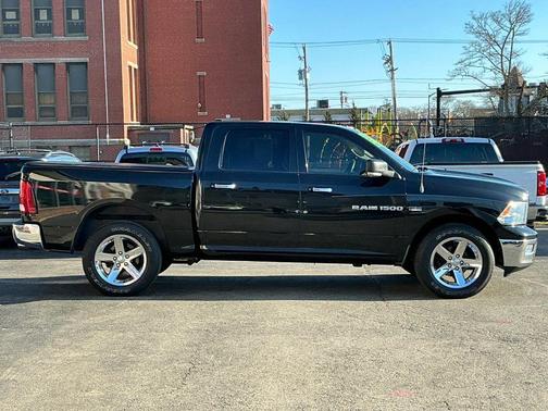 Black 2011 Dodge Ram 1500 SLT