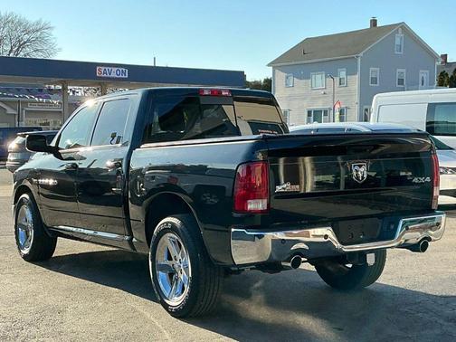 Black 2011 Dodge Ram 1500 SLT