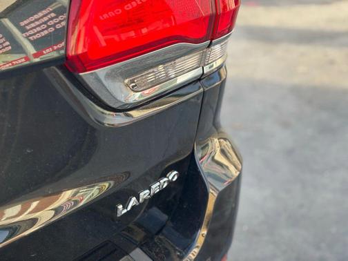 2018 Jeep Grand Cherokee Laredo E