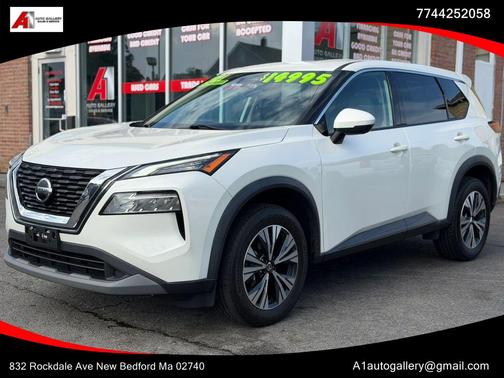 White 2021 Nissan Rogue SV