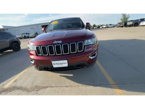Velvet Red Pearlcoat 2021 Jeep Grand Cherokee Laredo