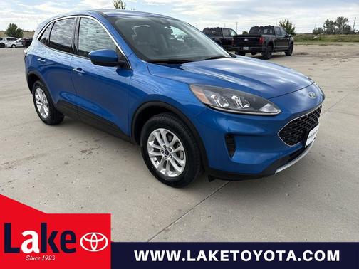 Velocity Blue Metallic 2020 Ford Escape SE