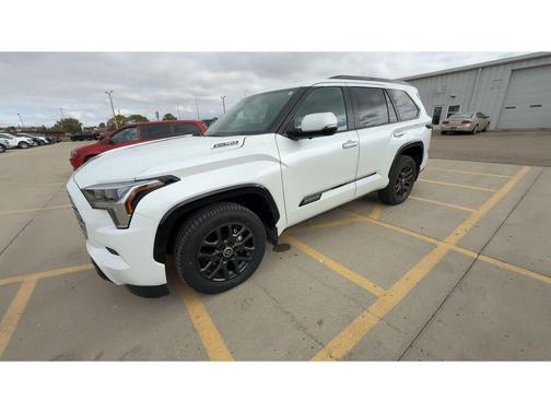 Wind Chill Pearl 2024 Toyota Sequoia Platinum