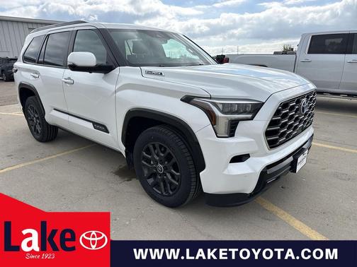 Wind Chill Pearl 2024 Toyota Sequoia Platinum