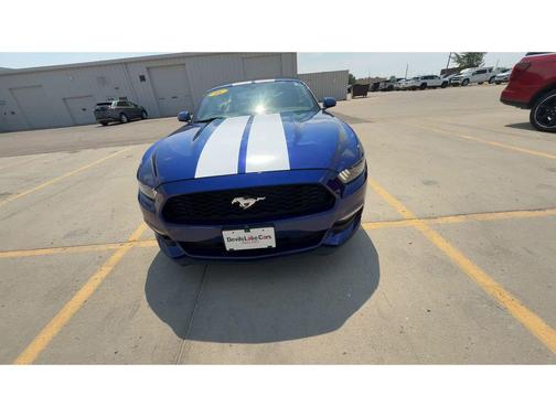 DEEP IMPACT BLUE METALLIC 2016 Ford Mustang V6
