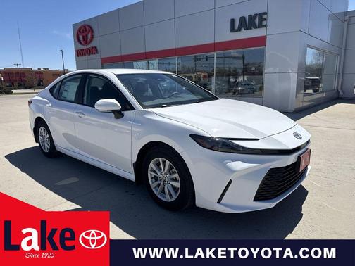 Ice Cap 2026 Toyota Camry LE