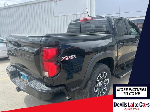 Black 2024 Chevrolet Colorado Z71