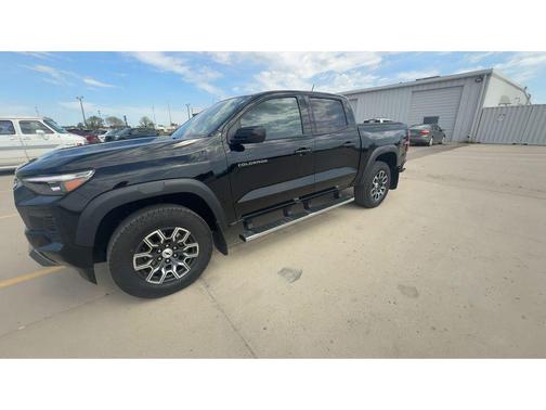 Black 2024 Chevrolet Colorado Z71