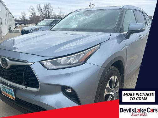 Moon Dust 2020 Toyota Highlander XLE