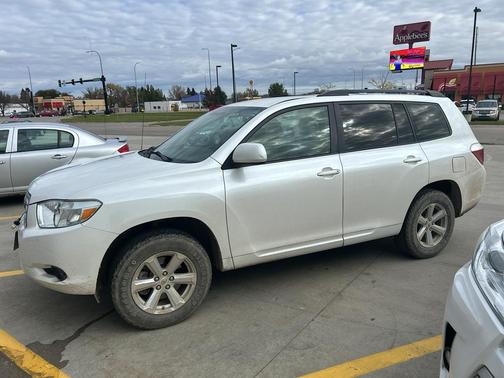 2010 Toyota Highlander SE
