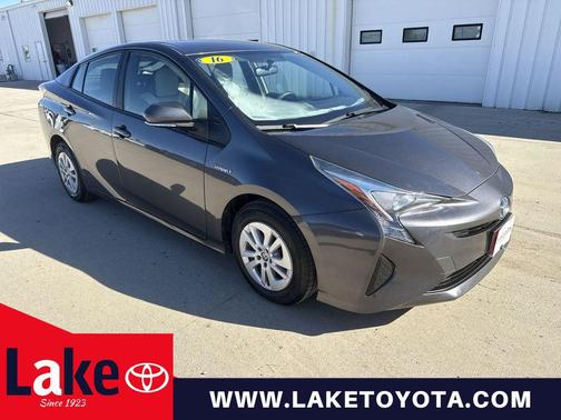 2016 Toyota Prius Two