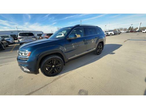 2018 Volkswagen Atlas 3.6L SEL Premium