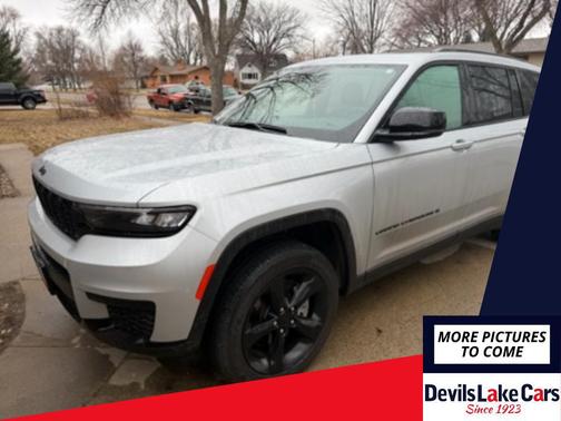 Silver Zynith 2025 Jeep Grand Cherokee L Altitude