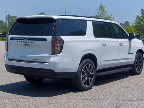 Summit White 2023 Chevrolet Suburban RST