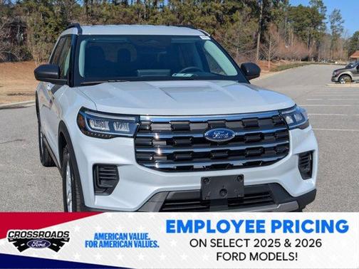 White Metallic 2026 Ford Explorer Active