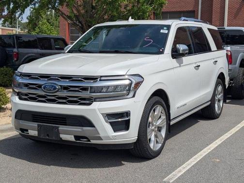 Star White 2023 Ford Expedition Platinum
