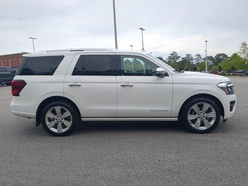 Star White 2023 Ford Expedition Platinum