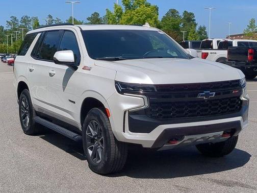 Iridescent Pearl Tricoat 2023 Chevrolet Tahoe Z71