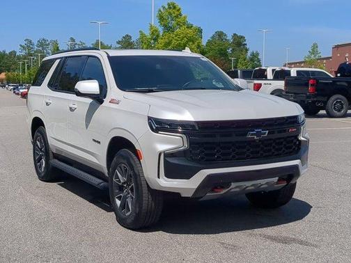 Iridescent Pearl Tricoat 2023 Chevrolet Tahoe Z71