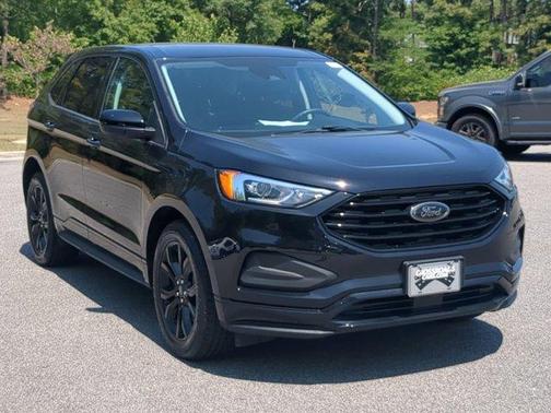 Agate Black Metallic 2022 Ford Edge SE