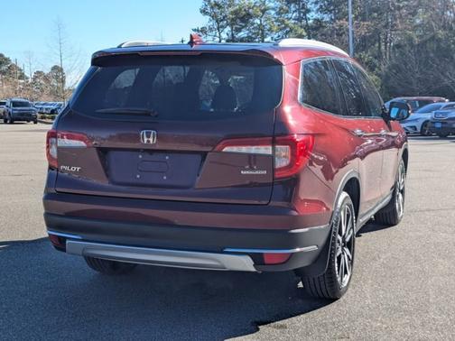 2022 Honda Pilot TOURING 7-PASSENGER