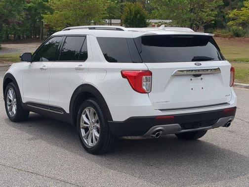 White Metallic 2021 Ford Explorer Limited