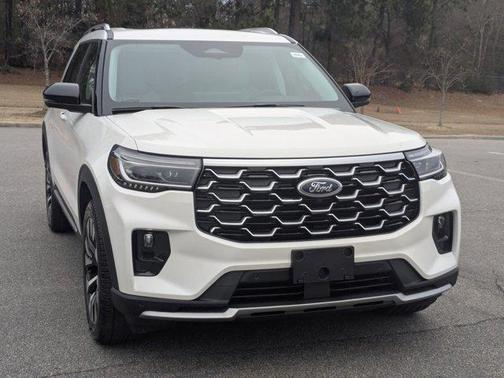 White Metallic 2026 Ford Explorer Platinum