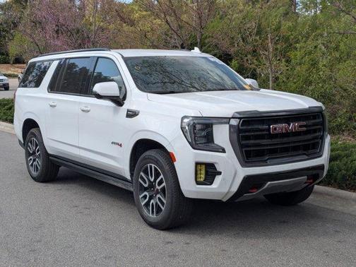 2023 GMC Yukon XL AT4