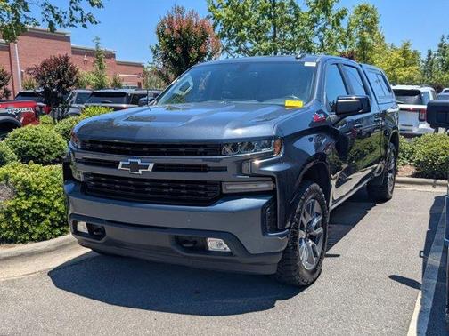 Shadow Gray Metallic 2021 Chevrolet Silverado 1500 RST