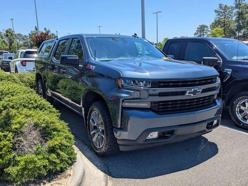 Shadow Gray Metallic 2021 Chevrolet Silverado 1500 RST