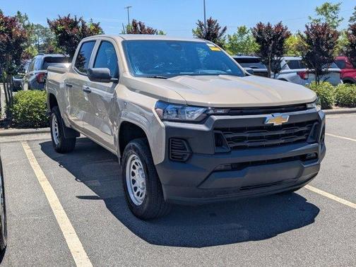Sand Dune Metallic 2023 Chevrolet Colorado WT