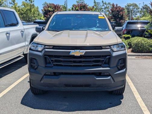 Sand Dune Metallic 2023 Chevrolet Colorado WT