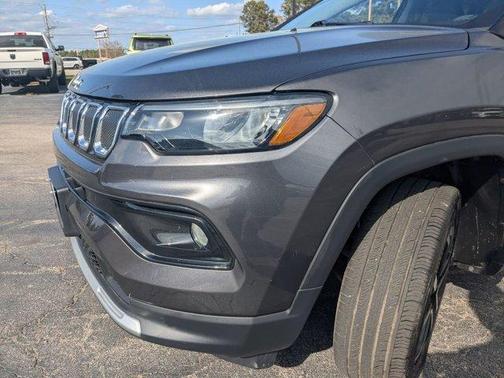 Granite Crystal Clearcoat Metallic 2022 Jeep Compass Limited