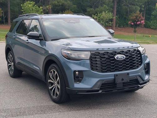 Vapor Blue 2026 Ford Explorer ST-Line