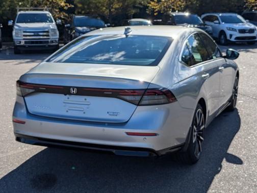 2024 Honda Accord TOURING