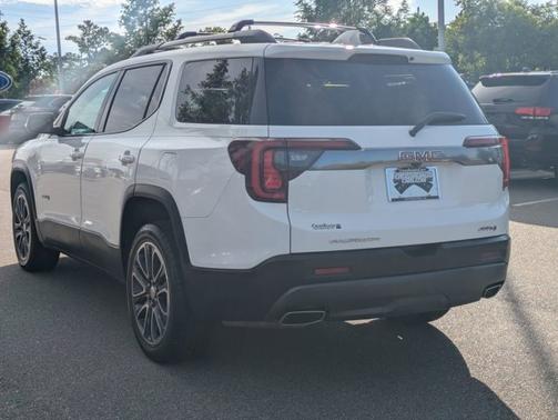 2020 GMC Acadia AT4