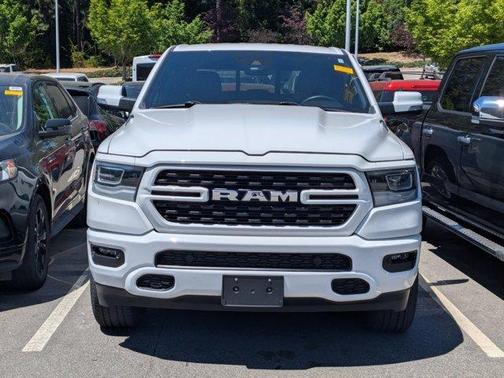 Bright White Clearcoat 2022 RAM 1500 Big Horn