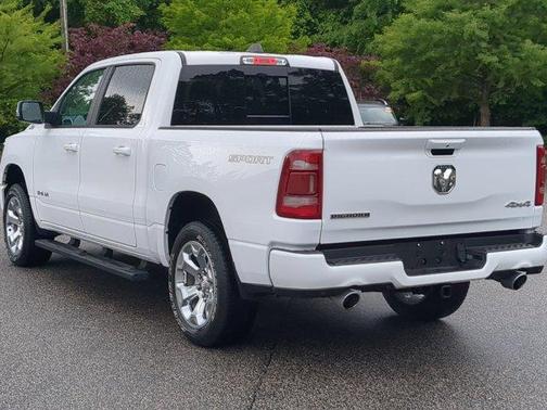Bright White Clearcoat 2022 RAM 1500 Big Horn