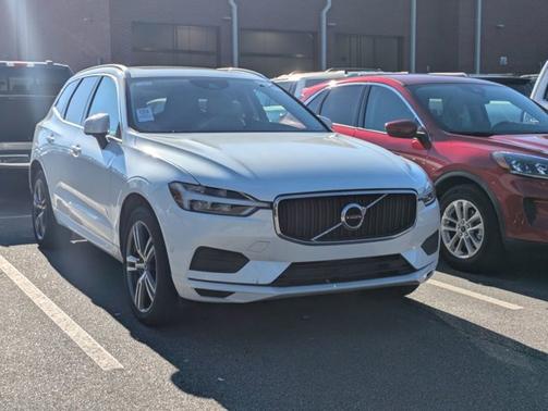 2019 Volvo XC60 T5 MOMENTUM