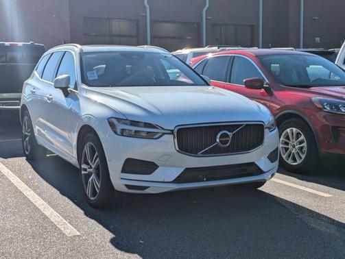 2019 Volvo XC60 T5 MOMENTUM