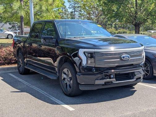 2022 Ford F-150 Lightning 