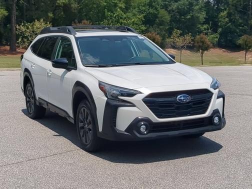Crystal White Pearl 2024 Subaru Outback ONYX EDITION