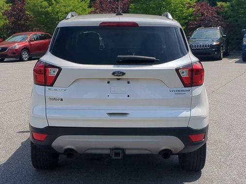 White Platinum Clearcoat Metallic 2019 Ford Escape Titanium