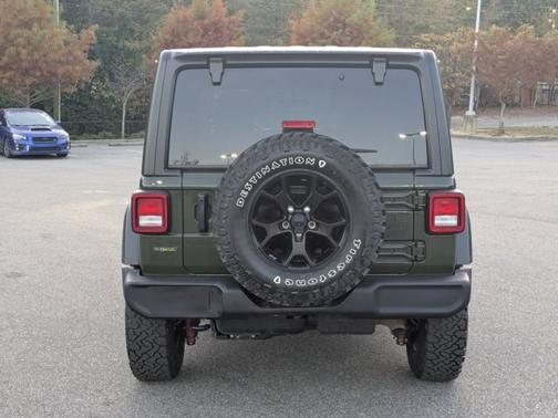 2022 Jeep Wrangler Unlimited SPORT