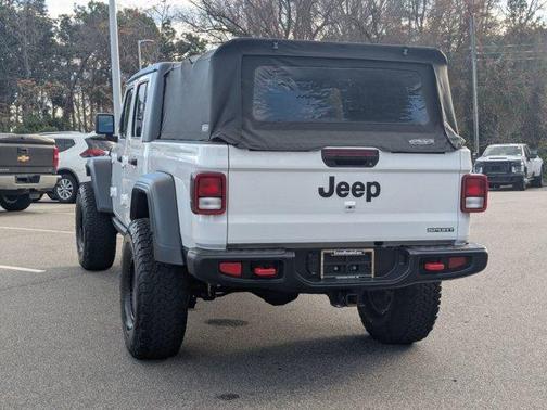 2021 Jeep Gladiator Sport