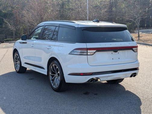 2025 Lincoln Aviator Premiere