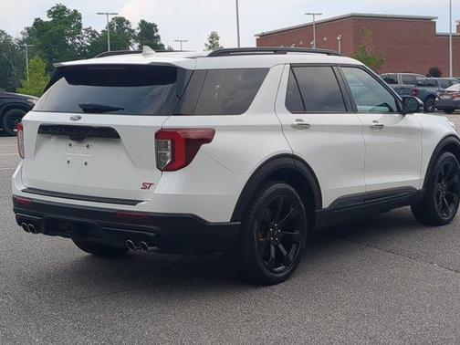 White Metallic 2023 Ford Explorer ST