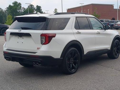 White Metallic 2023 Ford Explorer ST